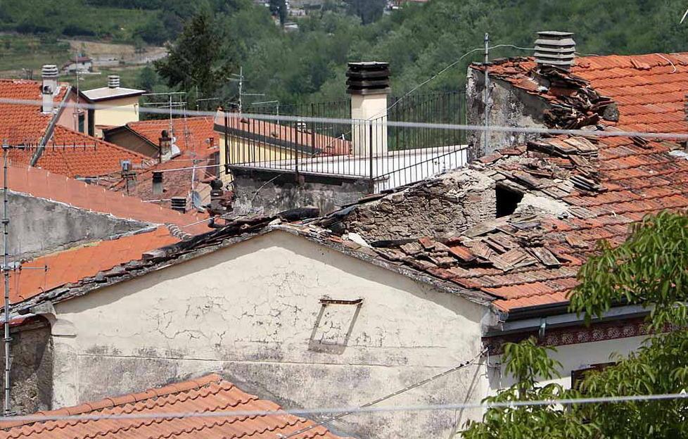 Tetto incendiato da canna fumaria 