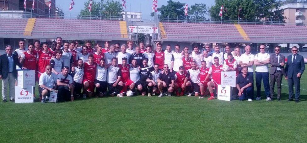 Biancorossi in campo per aiutare la ricerca contro i tumori