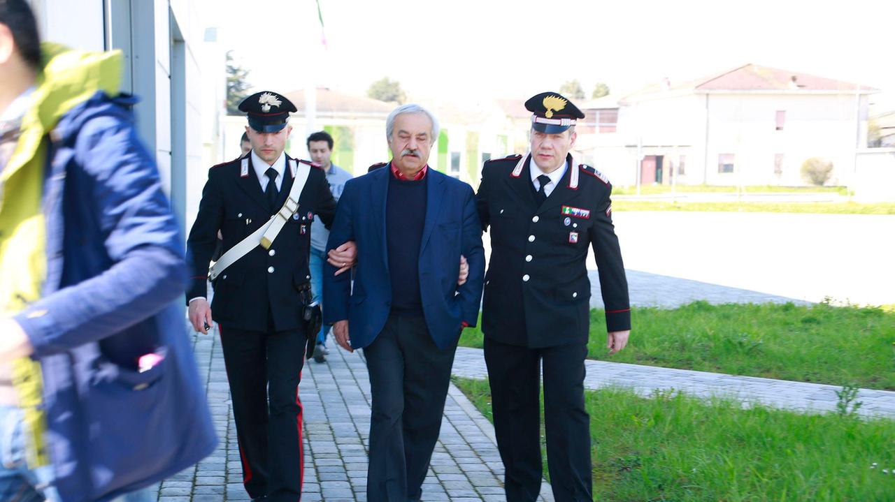Caso Cpl: Francesco Simone libero, Casari resta in cella