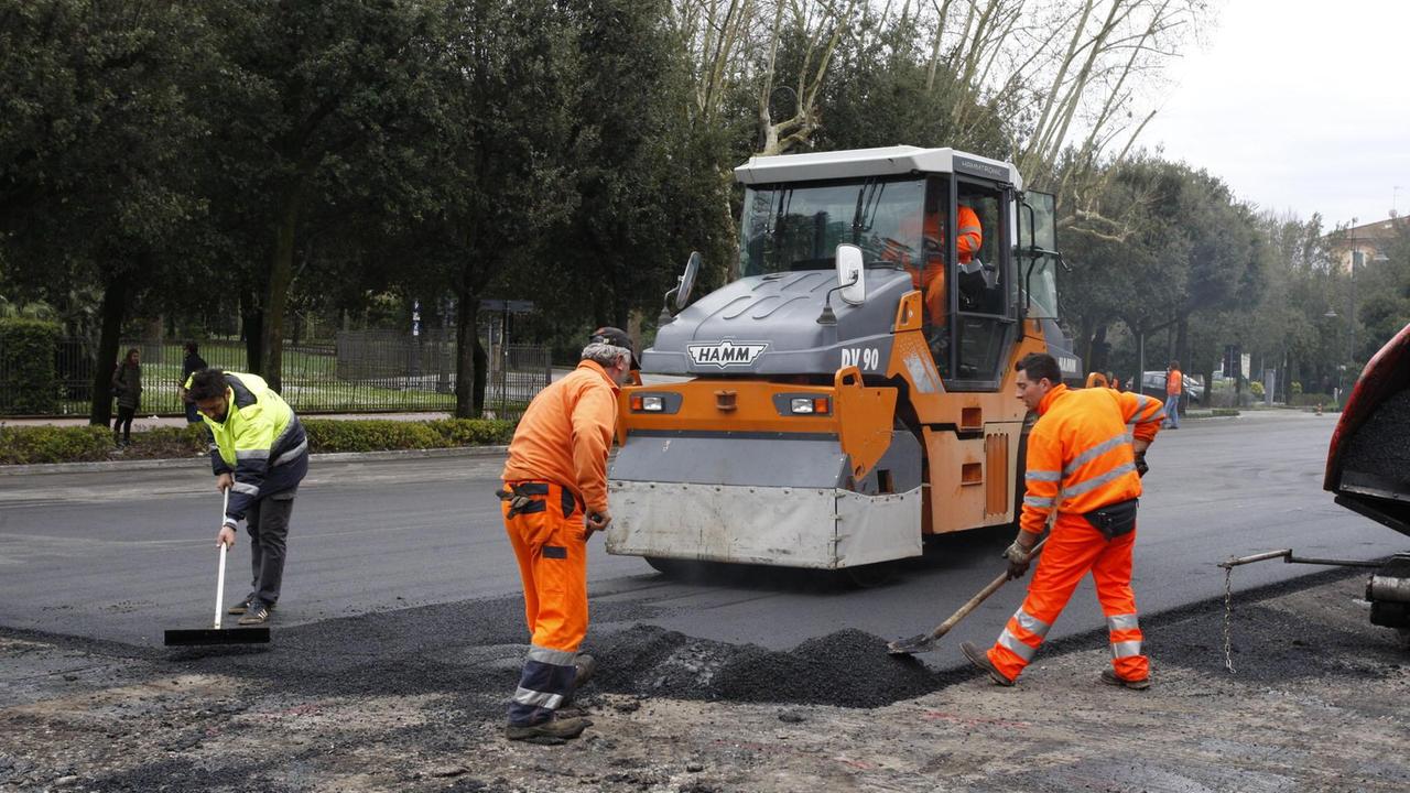 Lavori di asfaltatura