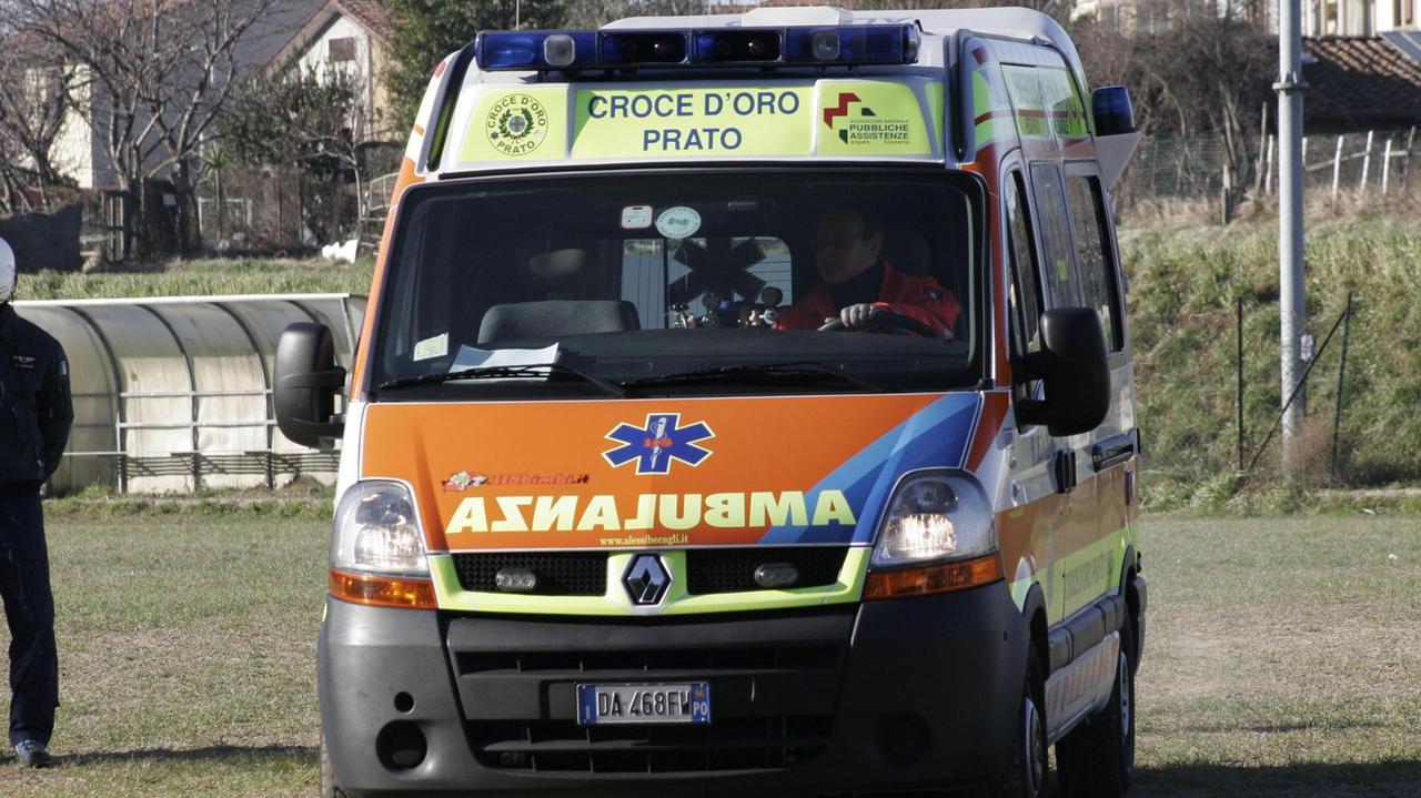 Un'ambulanza della Croce d'Oro di Prato