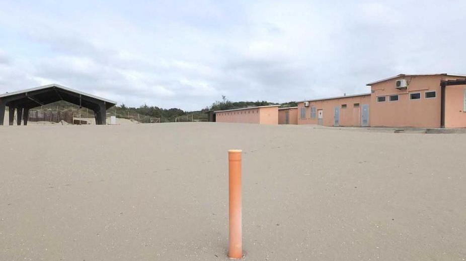 Sarà libera solo in parte l’ex spiaggia degli americani