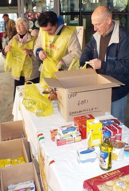 Pane quotidiano, sabato la colletta alimentare di Coop