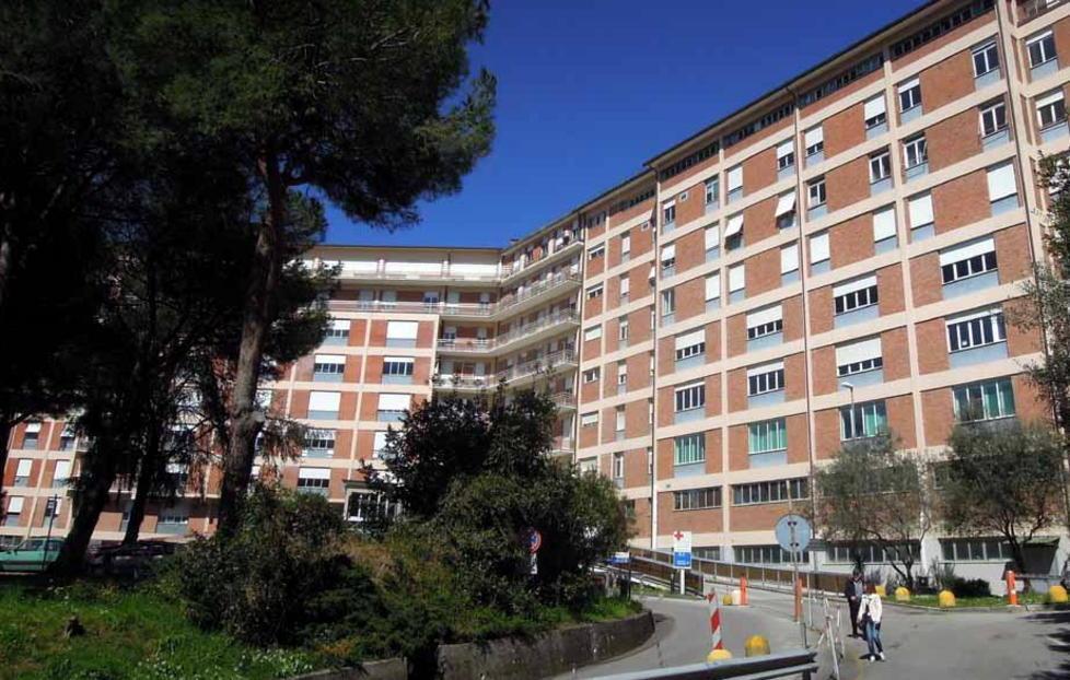 Scuole, e non case, al posto dell’ospedale 