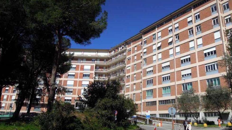 Scuole, e non case, al posto dell’ospedale