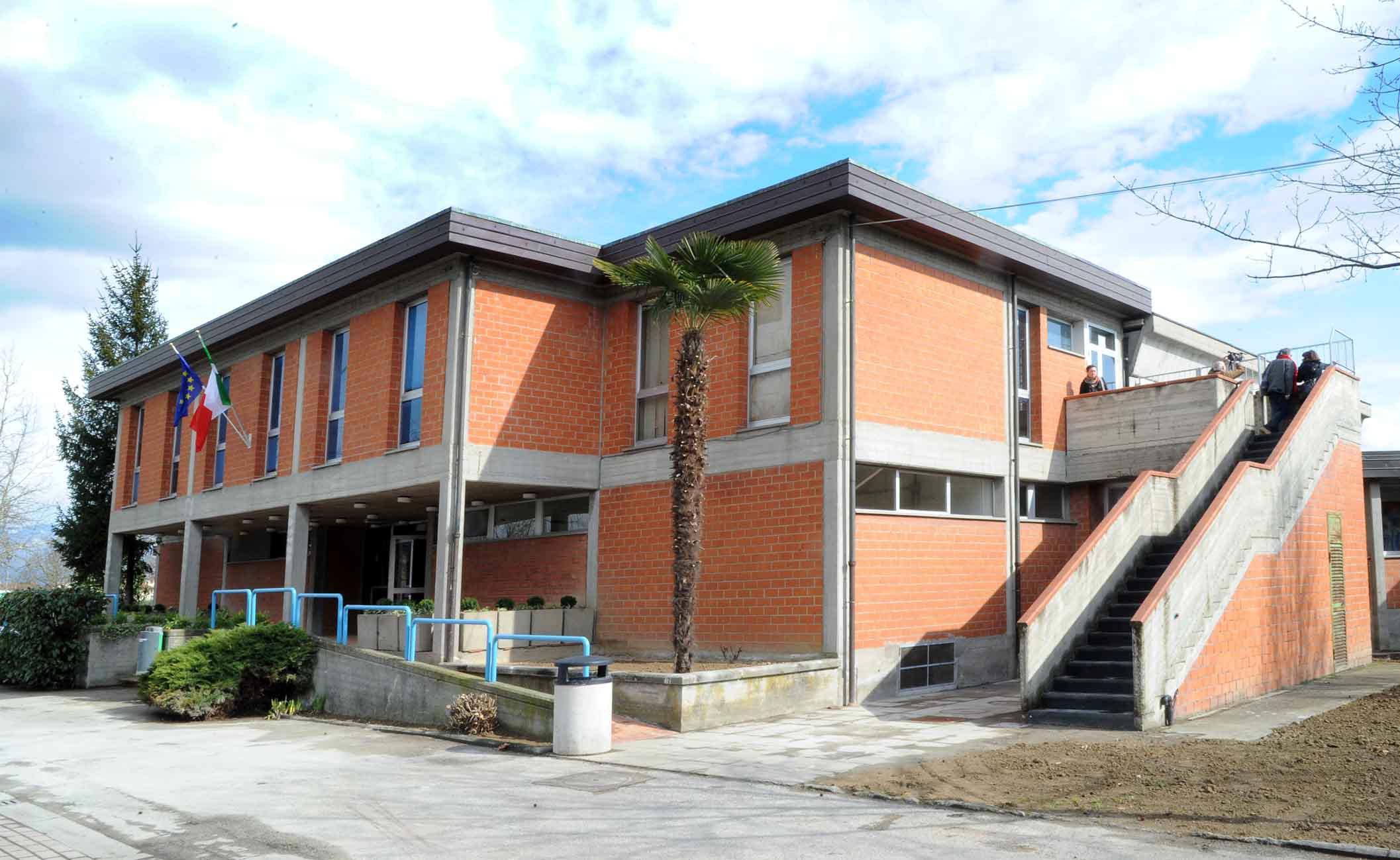 La scuola media di Vignole