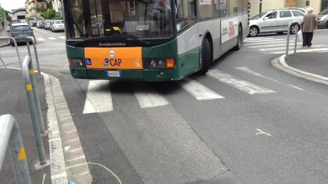 Il luogo dove è avvenuto l'investimento (foto Batavia)