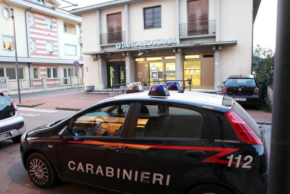 Rapina con il trincetto Portati via 40.000 euro
