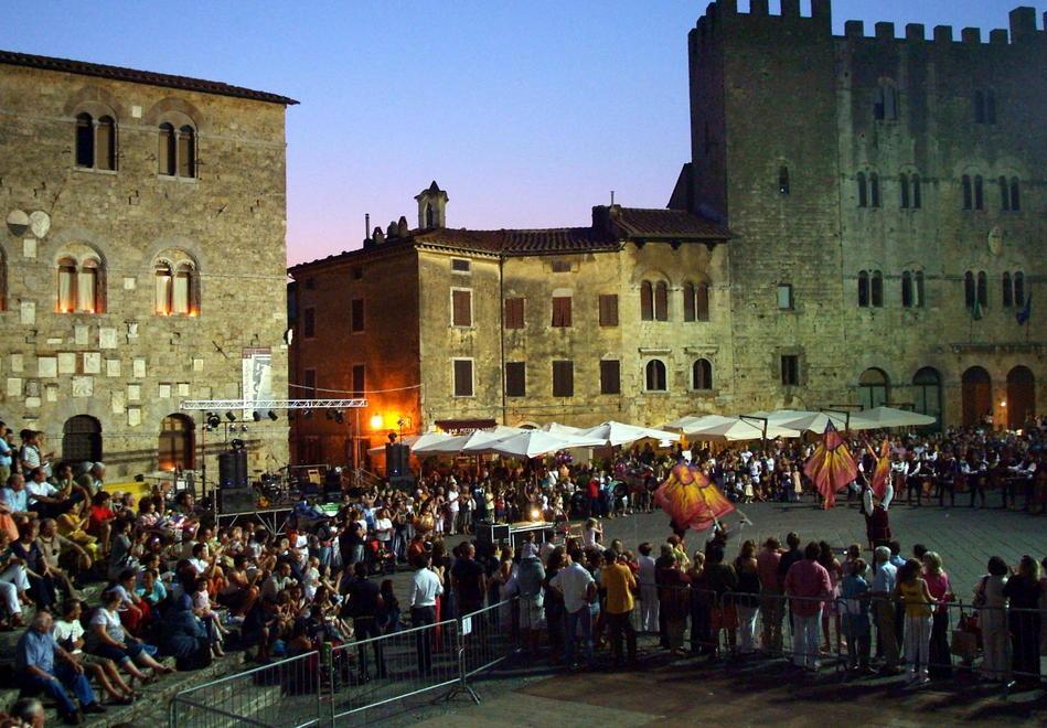 I ragazzi della New Deal: «Non facciamo la Notte bianca»