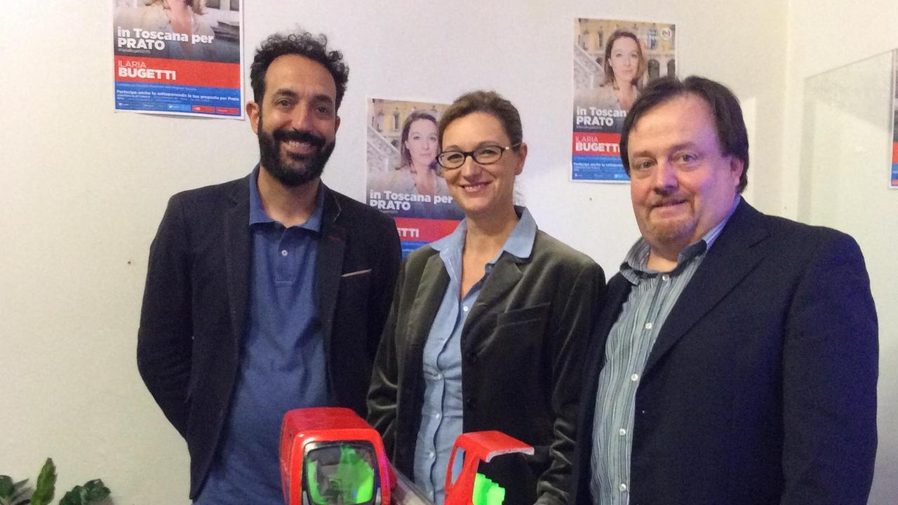 Da sinistra Barberis, Bugetti e Bartolomei con un modello del progetto