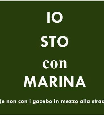 Quel gazebo in mezzo alla strada 