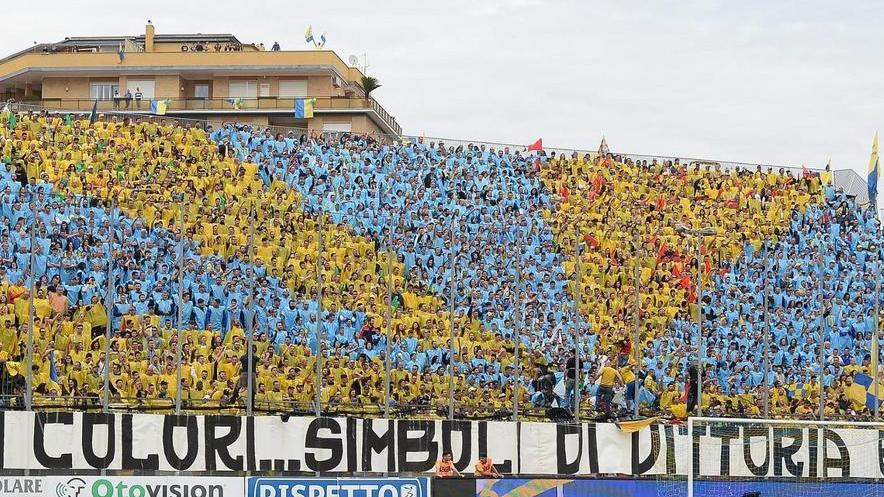 Tripudio Frosinone: la vittoria vale la A