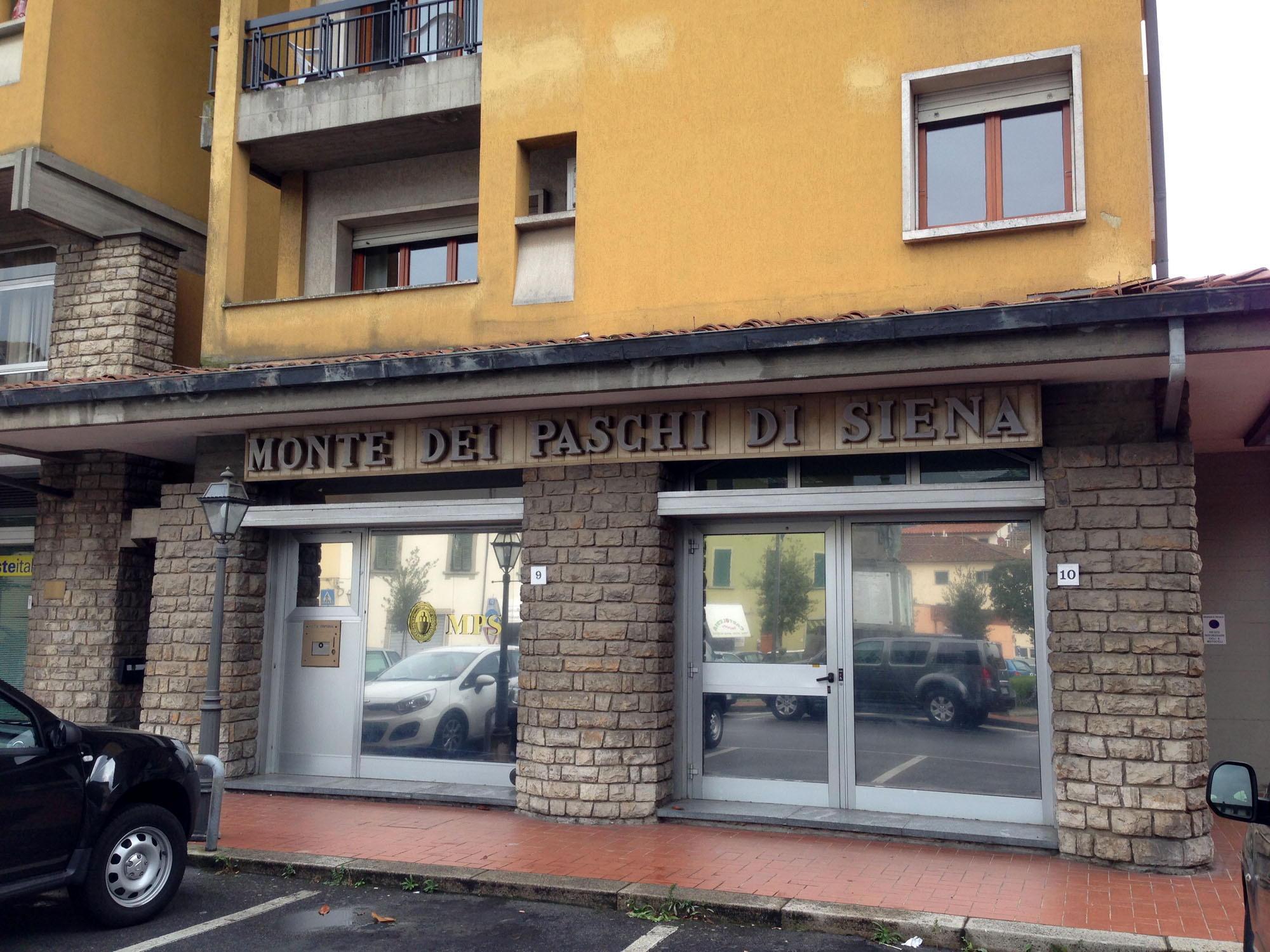 La filiale che i due banditi avevano intenzione di rapinare