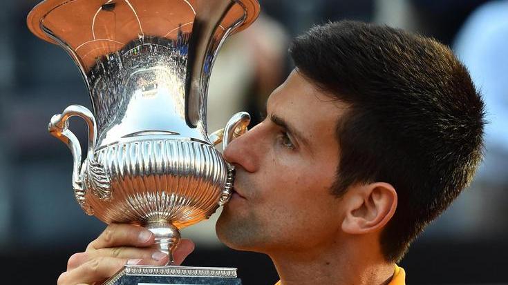 Djokovic domina al Foro Italico È lui il re di Roma