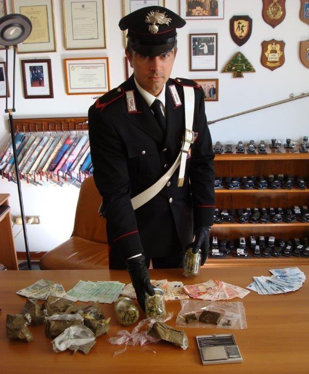 La roba sequestrata dai carabinieri