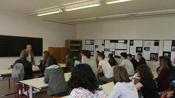 Studenti in palestra e aula d’arte scattato il piano d’emergenza Ipia