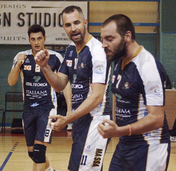 La Pallavolo Massa mura le critiche 