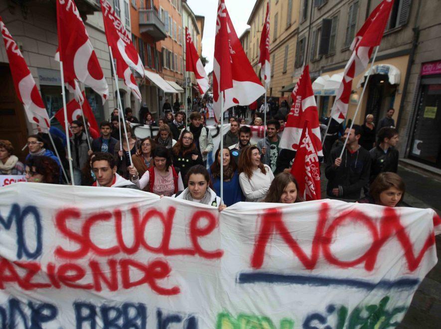Sit-in contro la “buona scuola” di Renzi 