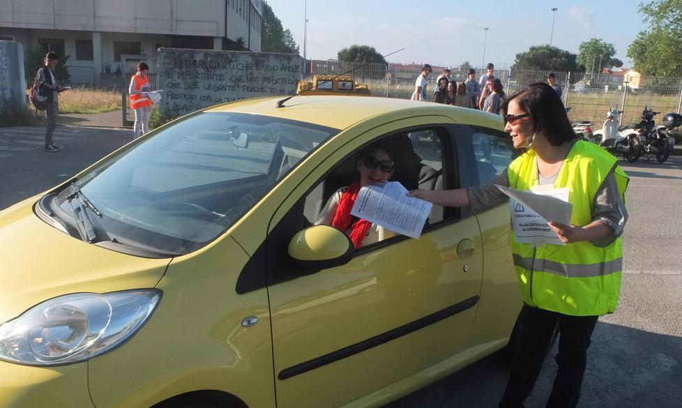 Scuola e riforma: il no della Versilia