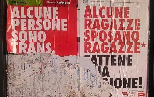 Strappati manifesti dell’Arcigay 