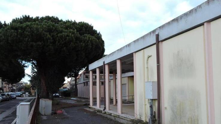 Scuola verso la demolizione L’incarico è stato affidato