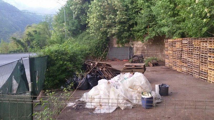 Gli studenti chiedono di pulire... e l’area viene rimessa a nuovo