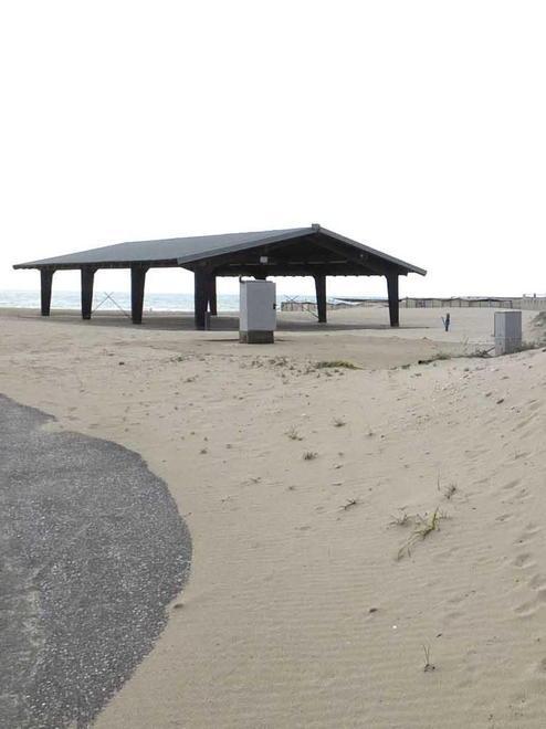 «Tutta libera la ex spiaggia Usa di Tirrenia»