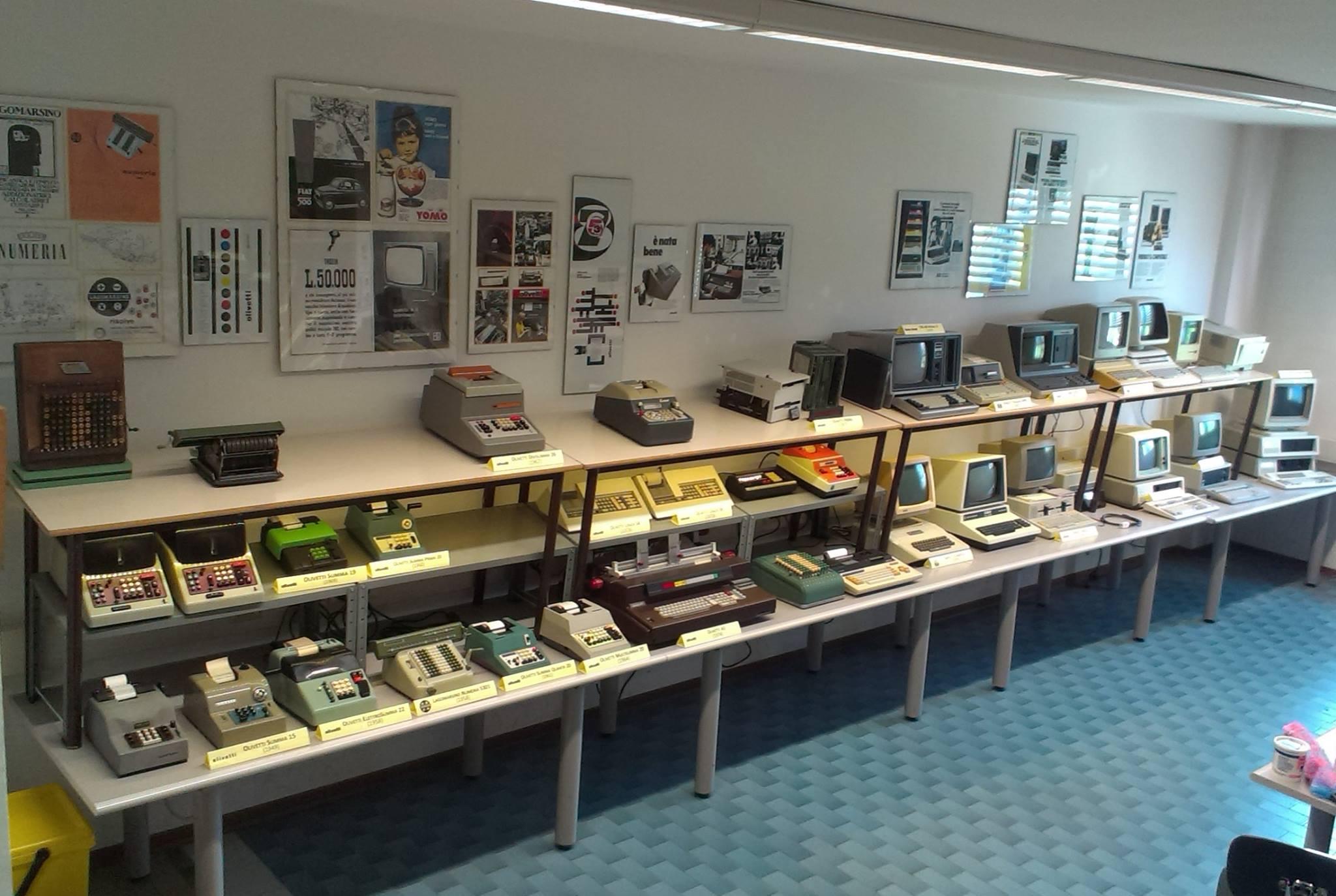 La mostra all'interno dell'istituto Dagomari