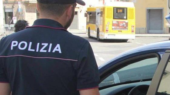 Viareggio: scoppia la lite, spuntano i coltelli
