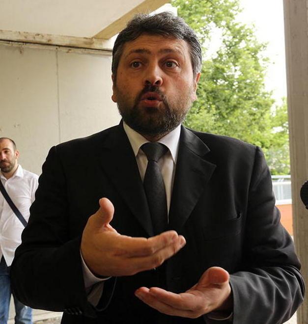 «Edificio degradato ma tra i ragazzi tante eccellenze»