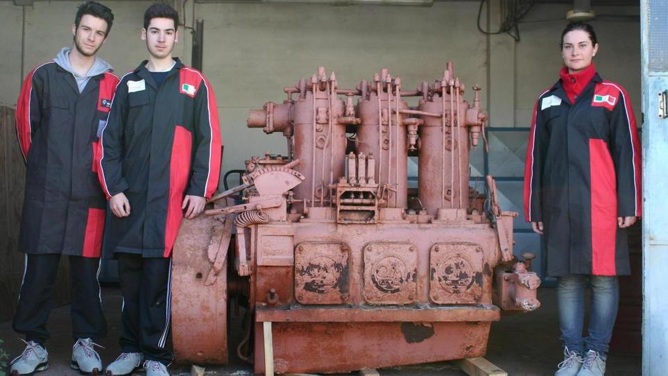 Il motore del “Marzocco” è ora nelle mani degli studenti della Quarta meccanici Iti