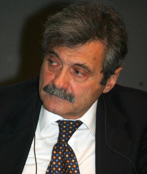 Indagati due agenti: favorirono Cesi 
