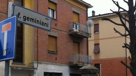 «Il fucile puntato su di noi hanno preso tutti i soldi»