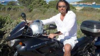 La denuncia della famiglia: «Franco è morto per quel dosso»