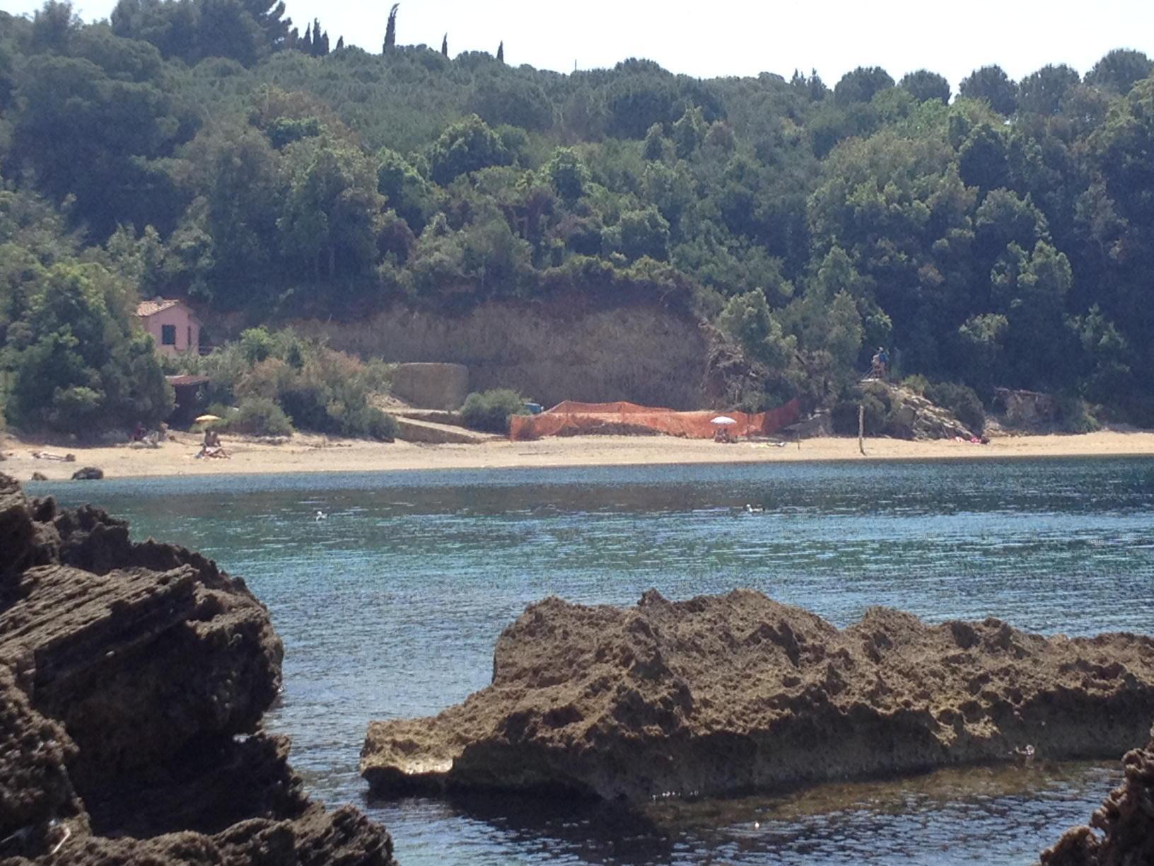 Lo sbancamento sulla spiaggia di Zuccale