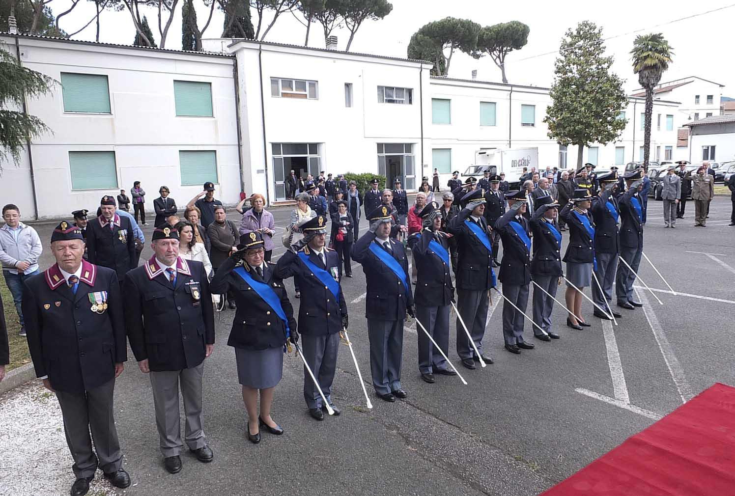Un momento della cerimonia per la festa della polizia
