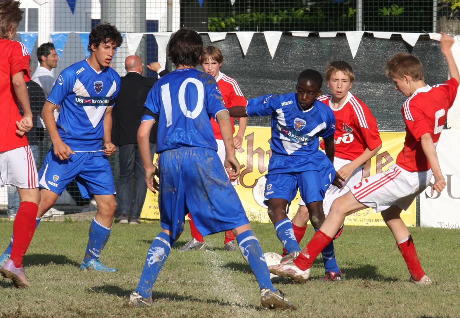 Una partita del trofeo Menchi di qualche anno fa (foto Batavia)
