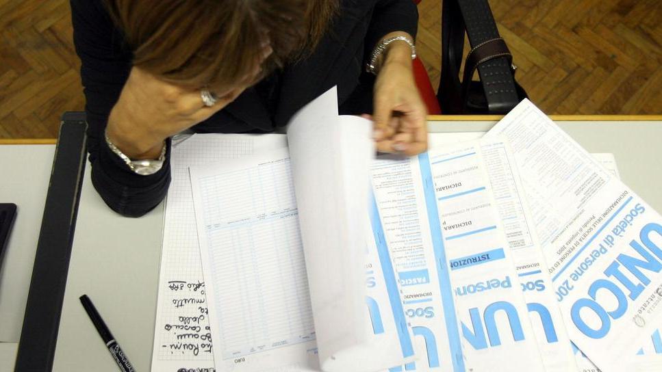 Boom della solidarietà soldi a 120 associazioni