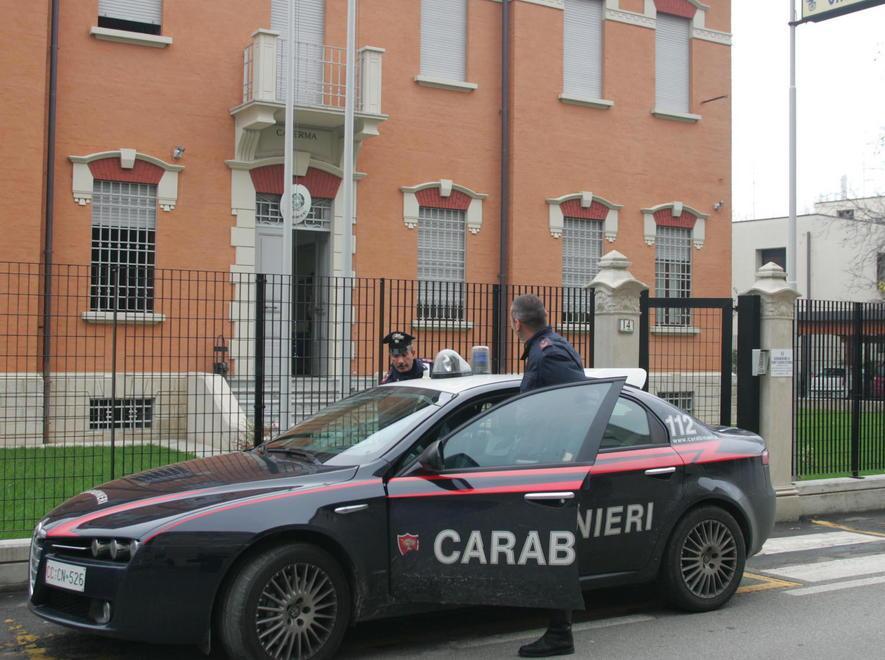 Avevano nascosto la droga negli slip e nel reggiseno 