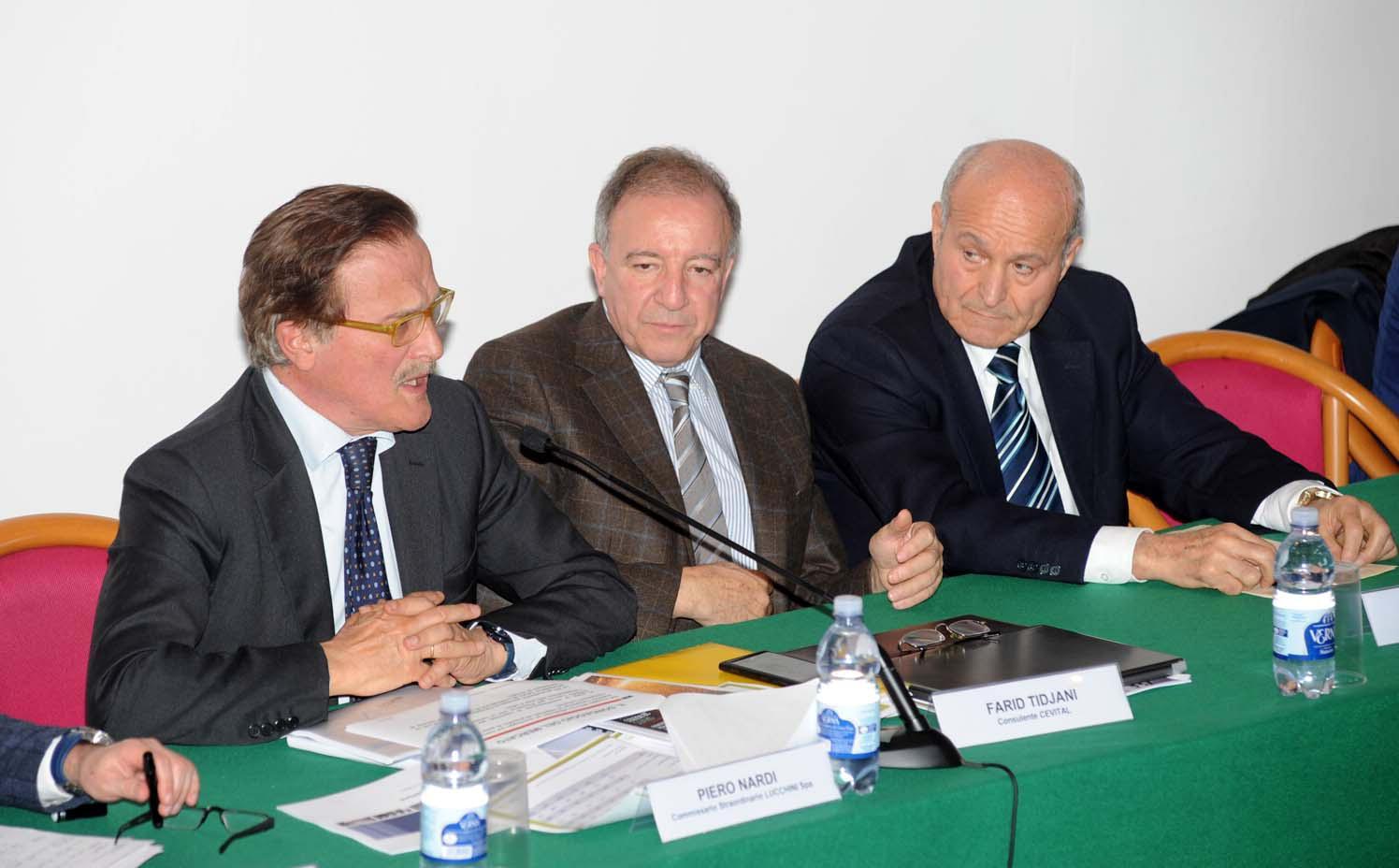 Il commissario Piero Nardi con Farid Tidjani e Issad Rebrab (foto Pabar)