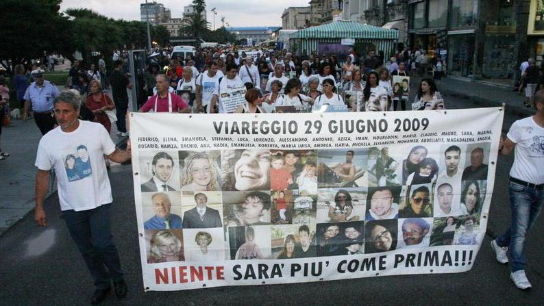 Strage: un mese tra memoria e solidarietà