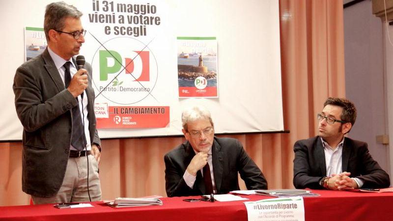 Il sottosegretario De Vincenti con l'assessore regionale Simoncini e il sindaco di Collesalvetti Bacci