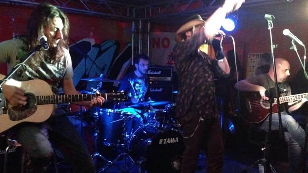 Tirreno sound, dal web si passa al palco