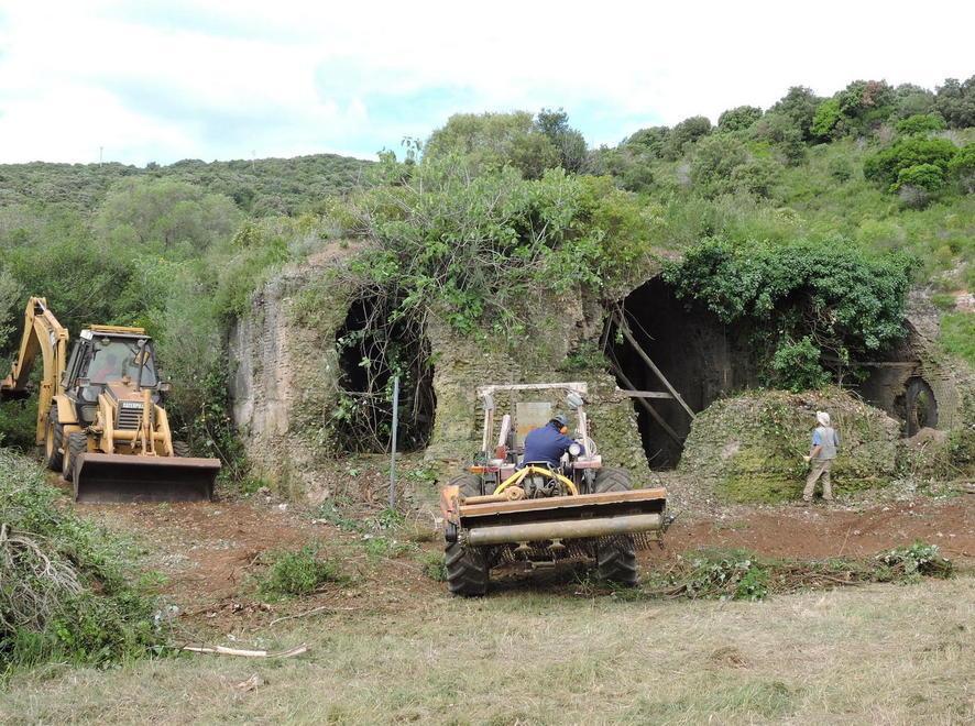 Ruspe in azione per salvare dall’oblio la cisterna romana
