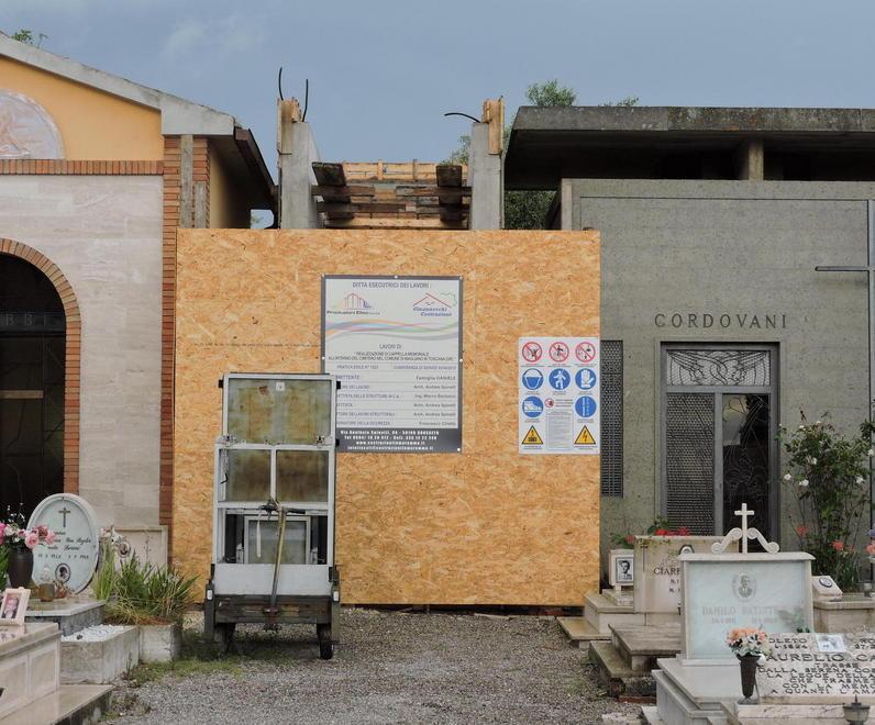 Cantiere top secret per la tomba di Pino Daniele