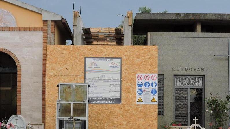 Cantiere top secret per la tomba di Pino Daniele