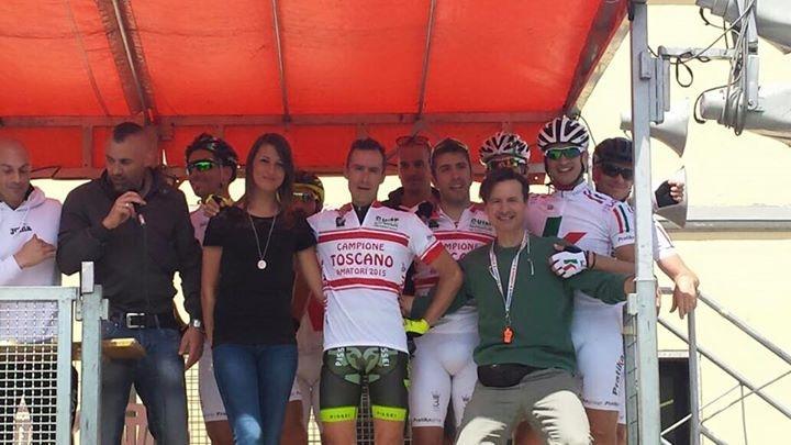 Luca Rocchi e Leonardo Santi con la maglia di camione toscano