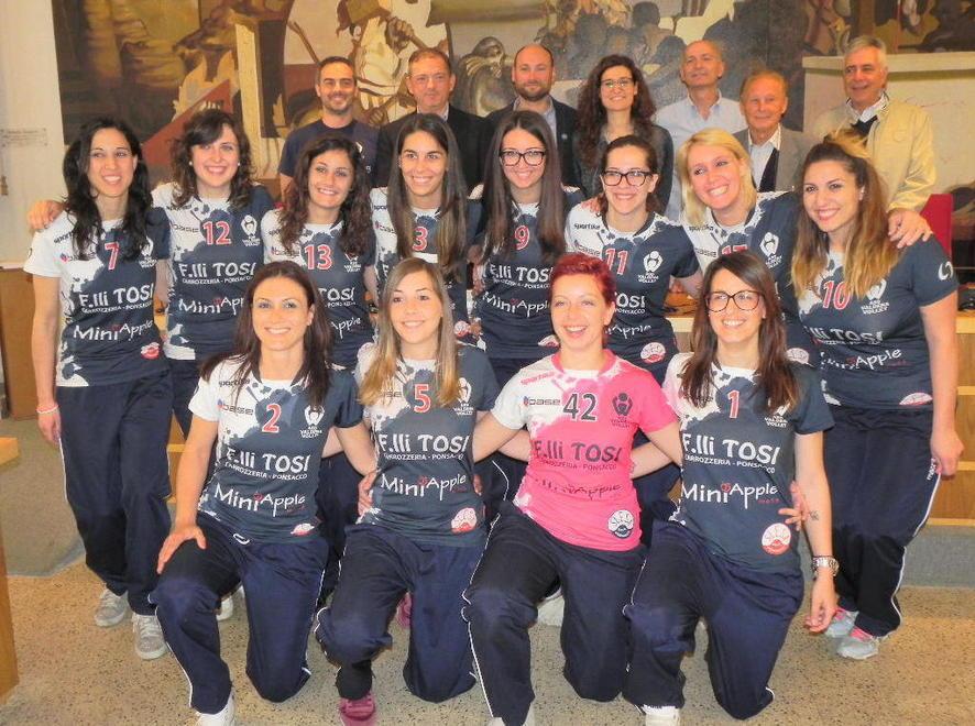 Targa della sindaca al Valdera Volley promosso 