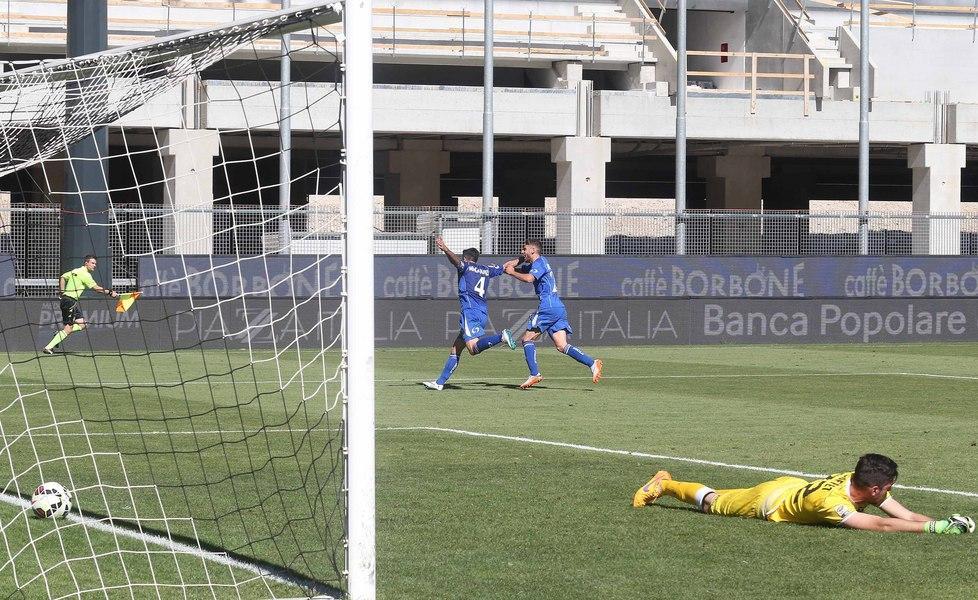 Sassuolo, un tris storico firmato da Magnanelli 