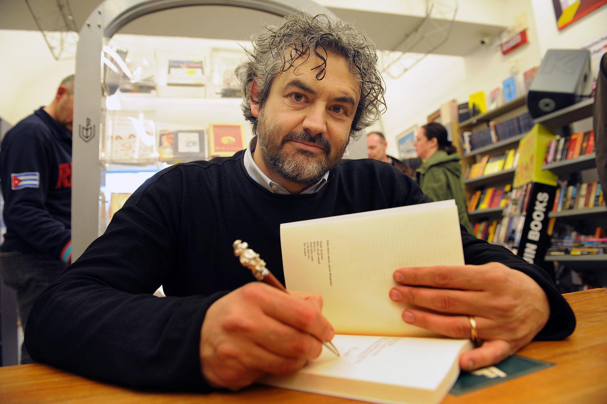 Lo scrittore pratese Edoardo Nesi